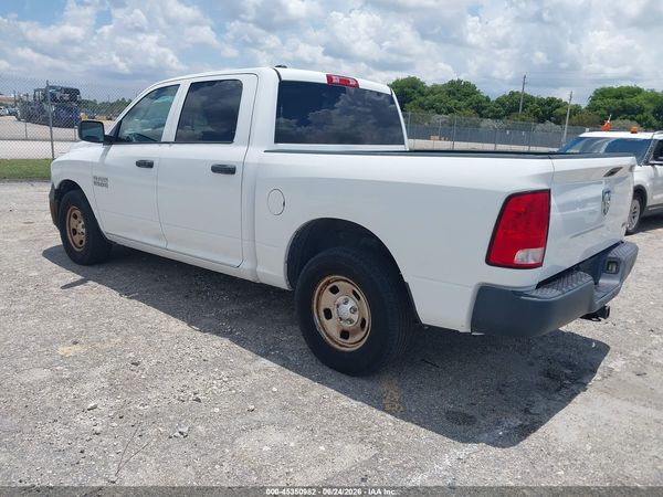 2017 RAM 1500 TRADESMAN  4X2 5'7 BOX