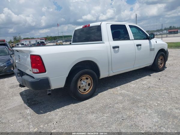 2017 RAM 1500 TRADESMAN  4X2 5'7 BOX
