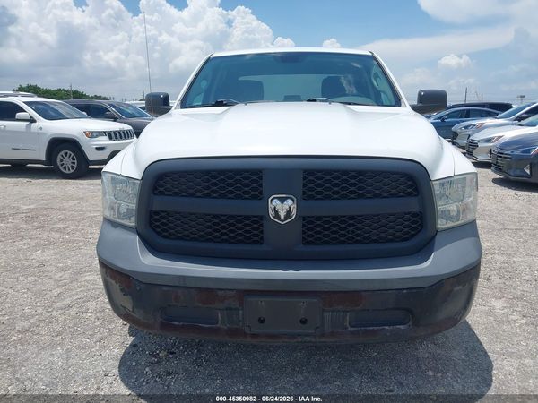 2017 RAM 1500 TRADESMAN  4X2 5'7 BOX