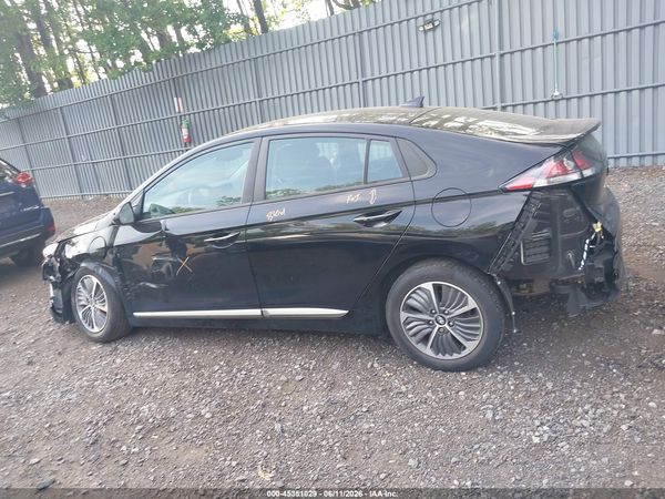 2021 HYUNDAI IONIQ PLUG-IN HYBRID SE