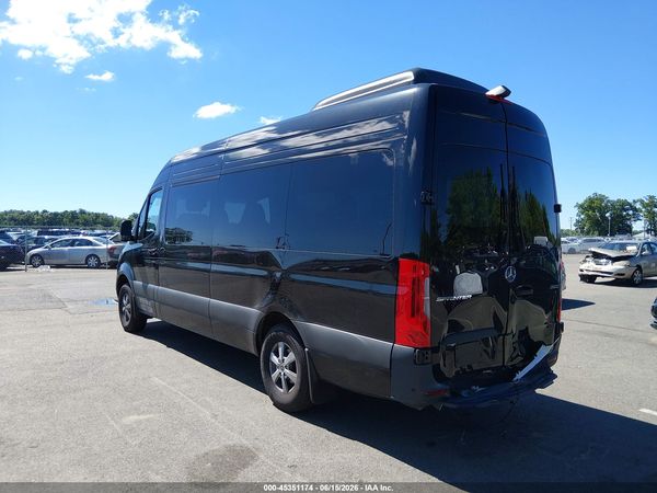 2024 MERCEDES-BENZ SPRINTER 2500