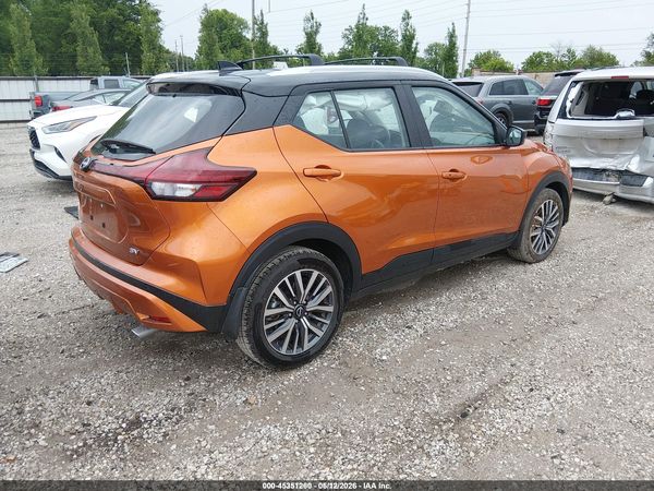 2024 NISSAN KICKS SV XTRONIC CVT — I4