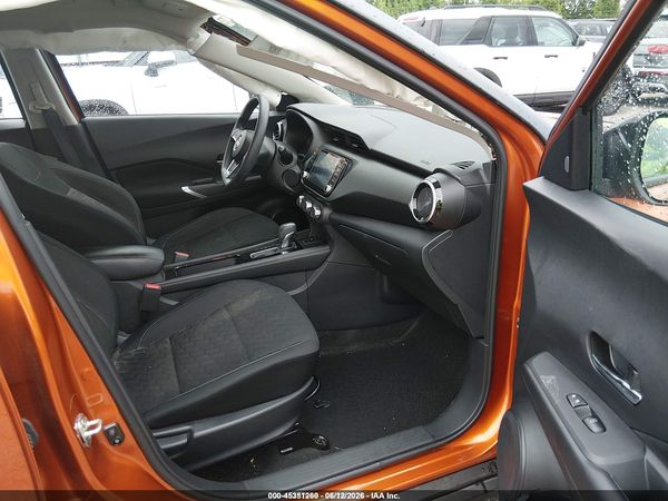 2024 NISSAN KICKS SV XTRONIC CVT — I5
