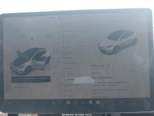 2025 TESLA MODEL Y