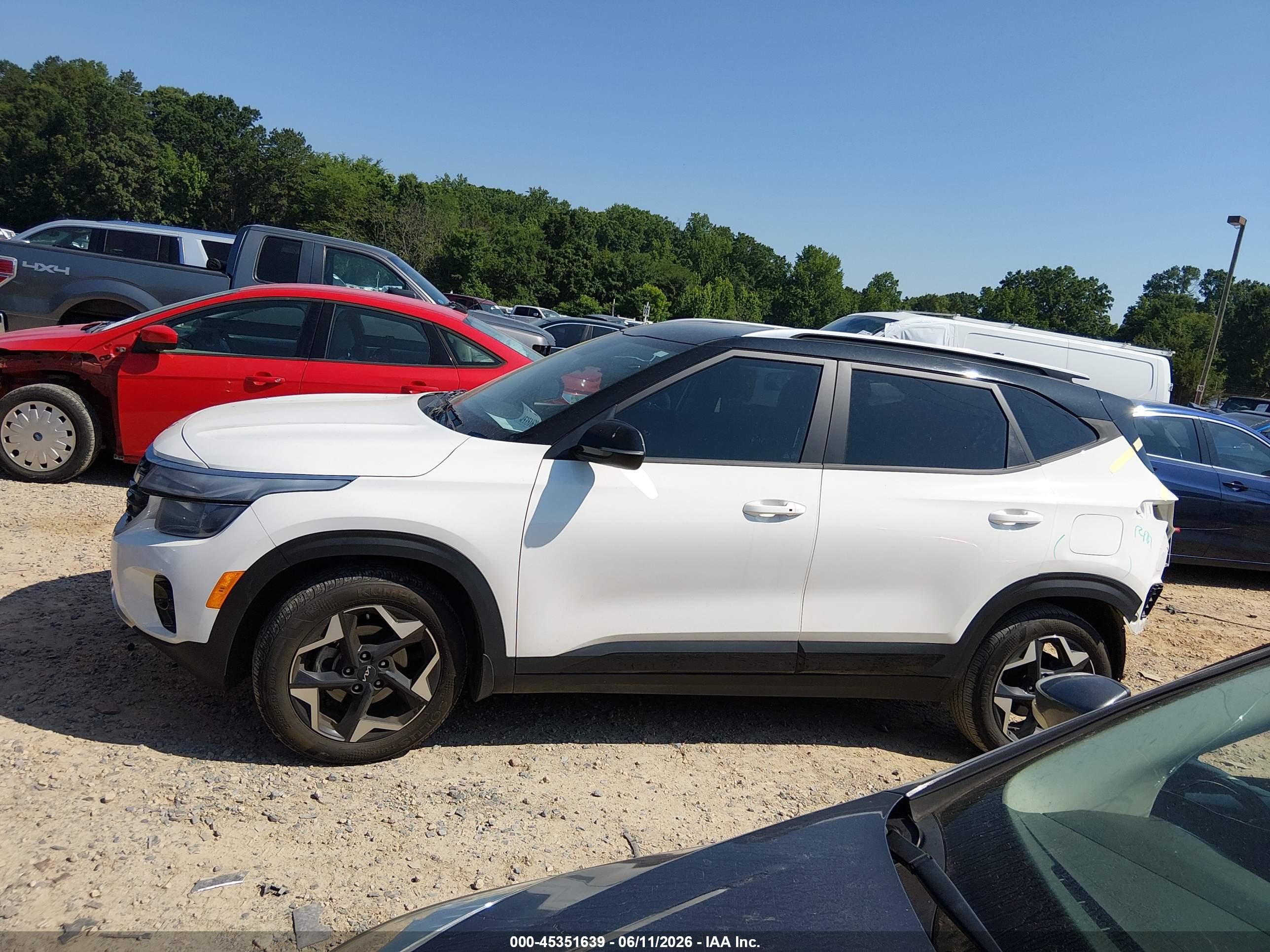 2025 KIA SELTOS S