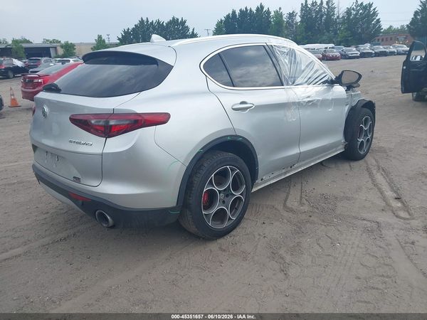 2018 ALFA ROMEO STELVIO AWD
