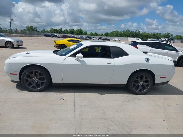 2018 DODGE CHALLENGER SXT PLUS