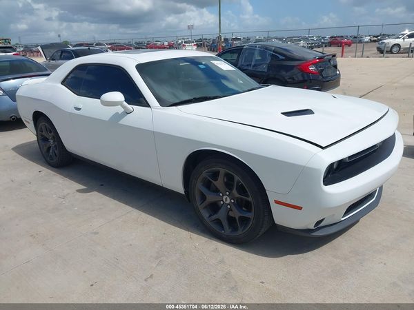 2018 DODGE CHALLENGER SXT PLUS