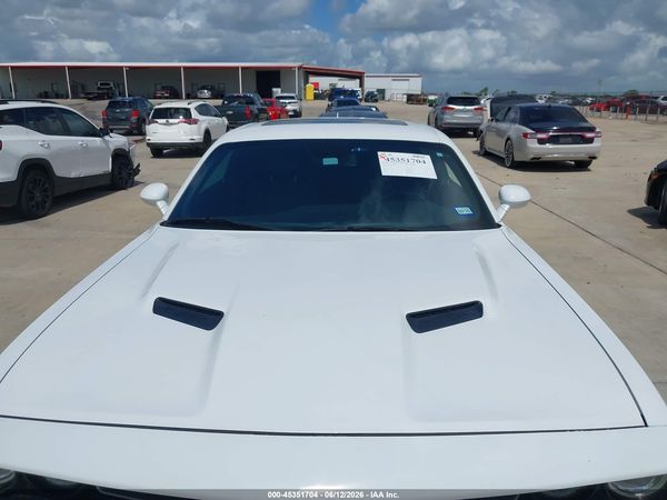 2018 DODGE CHALLENGER SXT PLUS