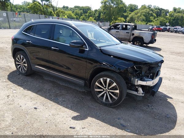 2022 MERCEDES-BENZ GLA 250 4MATIC