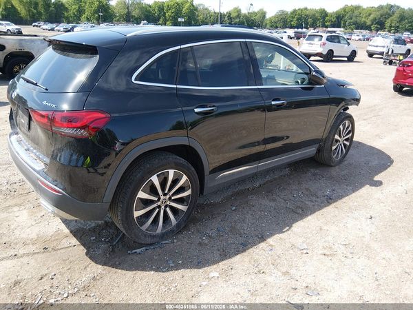 2022 MERCEDES-BENZ GLA 250 4MATIC