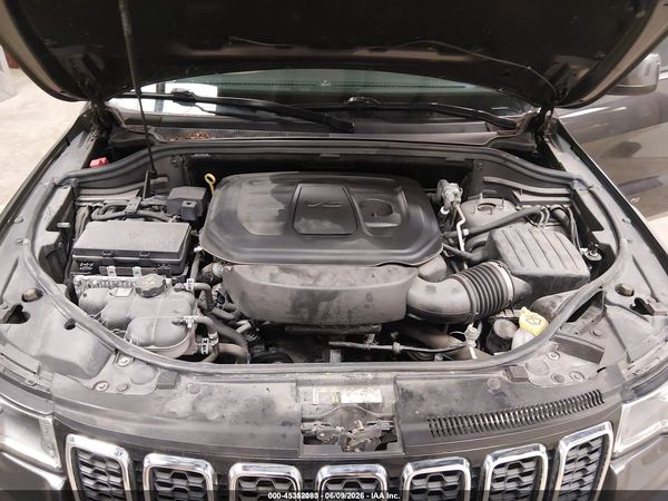 2019 JEEP GRAND CHEROKEE LAREDO E 4X2