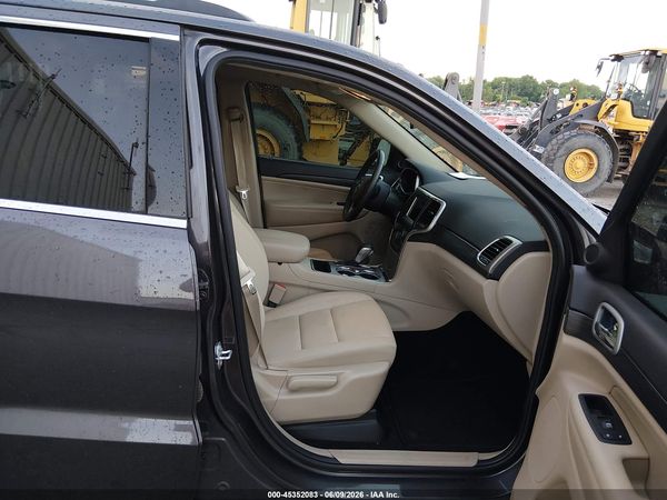 2019 JEEP GRAND CHEROKEE LAREDO E 4X2