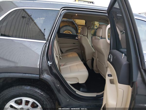 2019 JEEP GRAND CHEROKEE LAREDO E 4X2