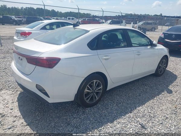 2024 KIA FORTE LXS