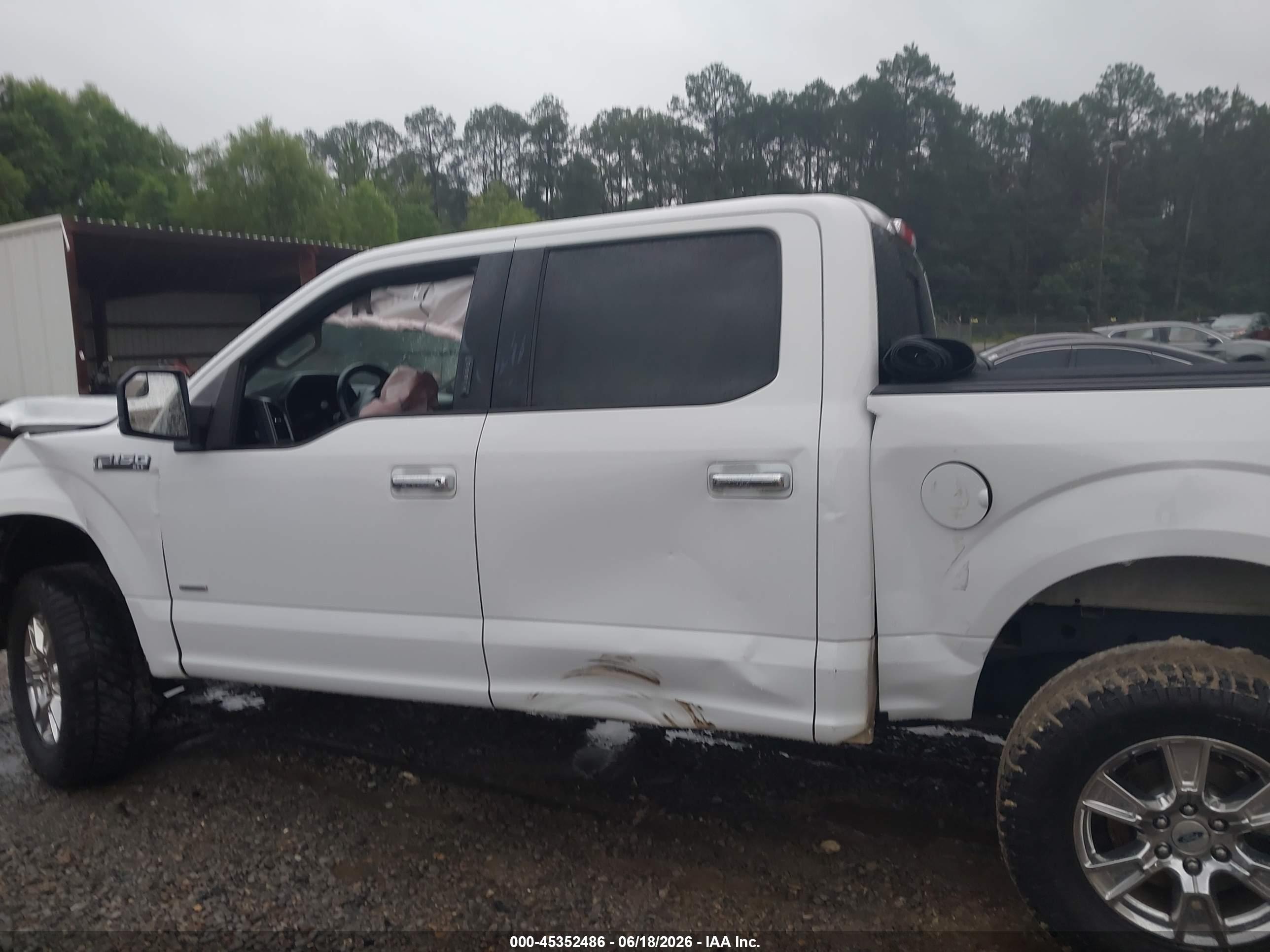 2017 FORD F-150 XLT