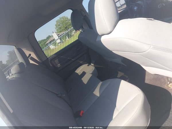 2018 RAM 1500 ST