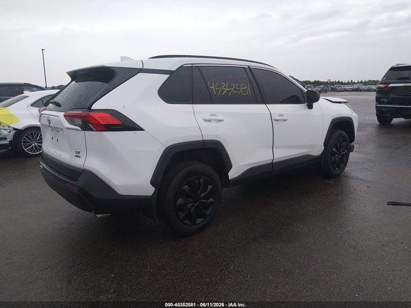 2019 TOYOTA RAV4 LE