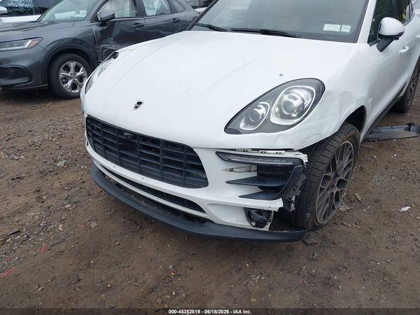2018 PORSCHE MACAN S