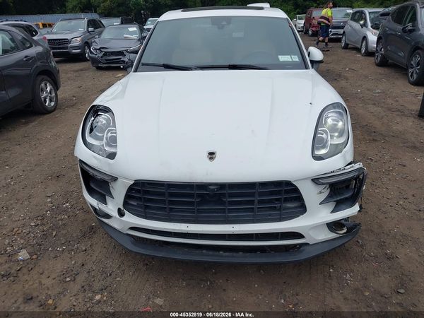 2018 PORSCHE MACAN S