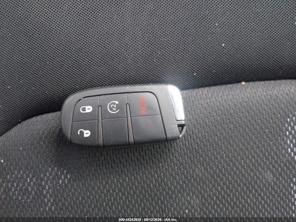 2017 JEEP RENEGADE LATITUDE FWD