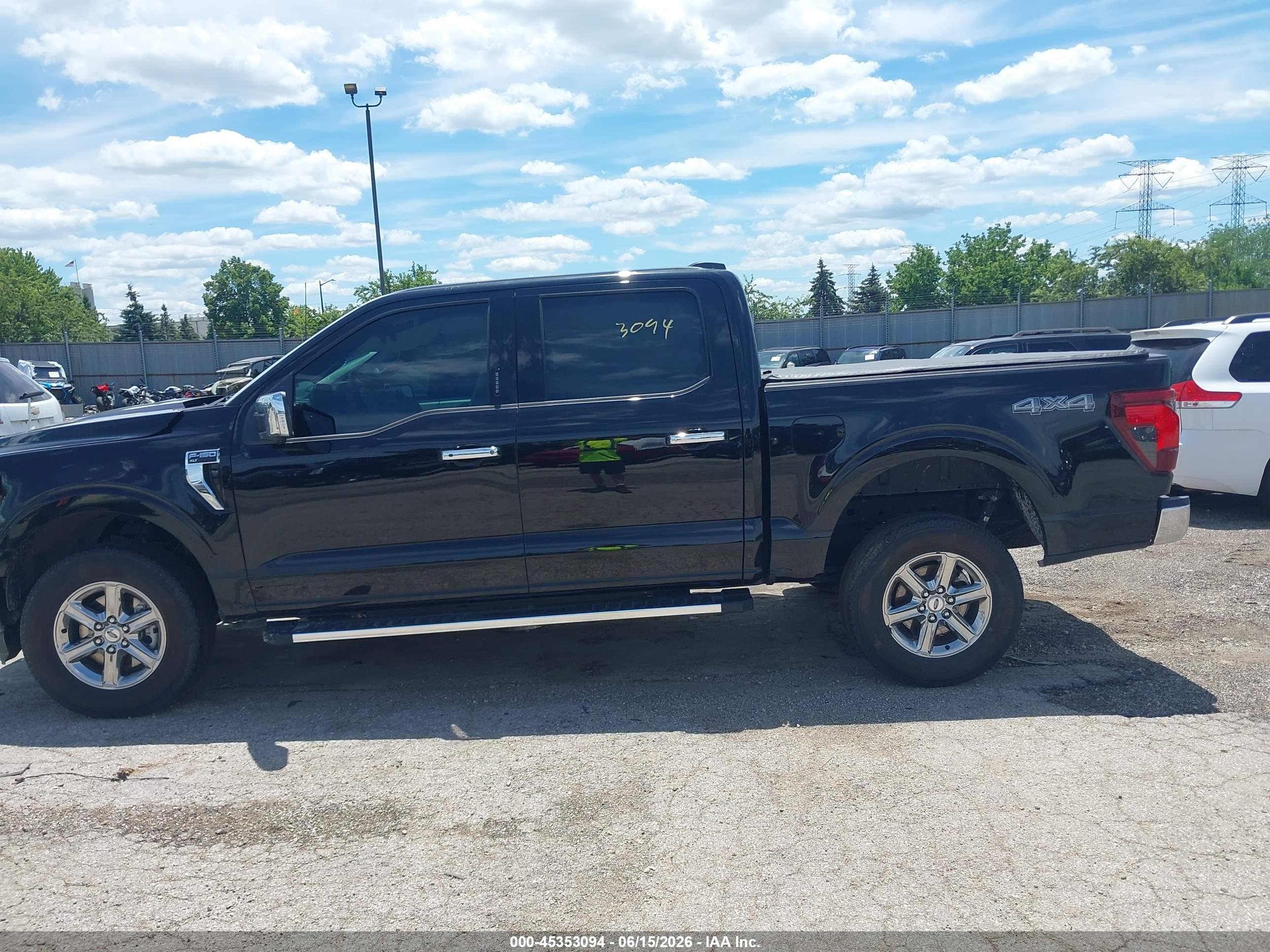 2024 FORD F-150 XLT