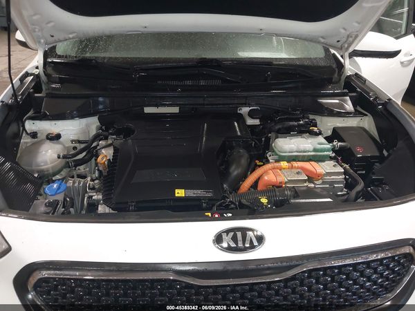 2018 KIA NIRO FE