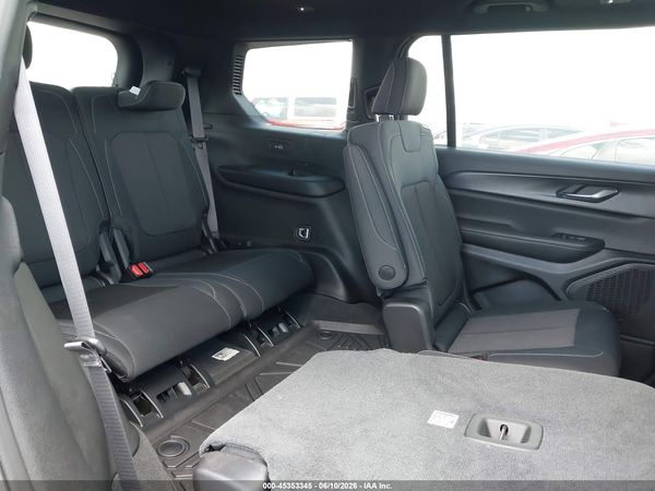 2024 JEEP GRAND CHEROKEE L LAREDO X 4X4