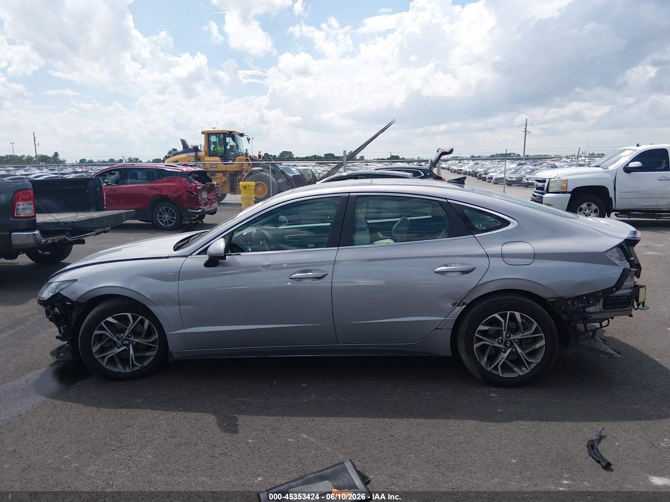 2023 HYUNDAI SONATA SEL