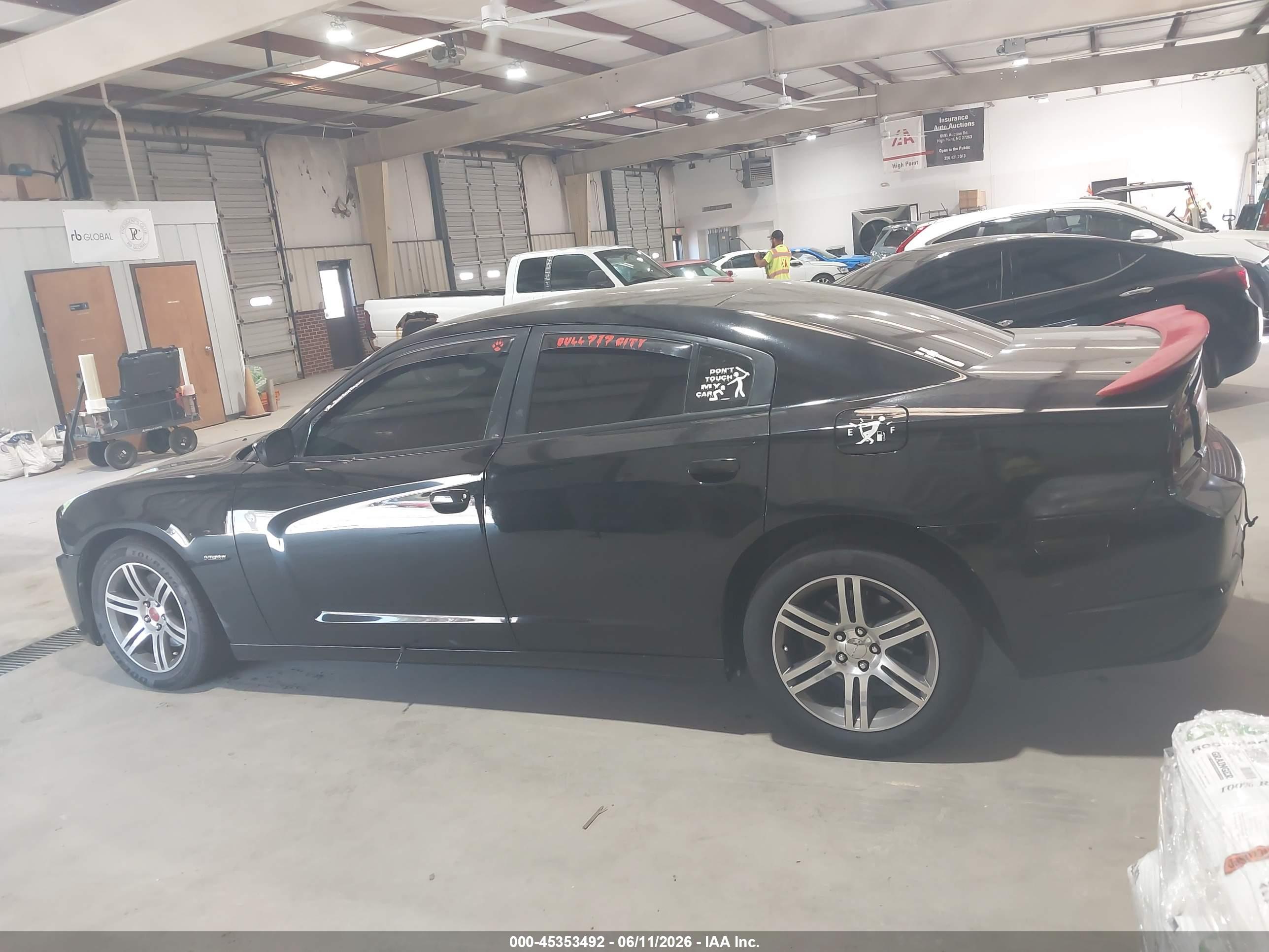 2012 DODGE CHARGER R/T