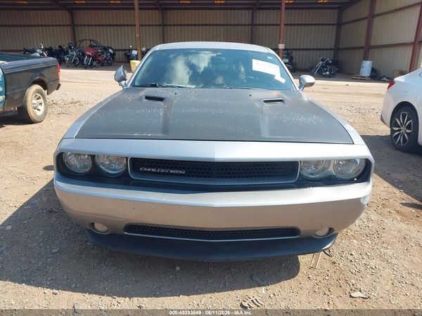 2013 DODGE CHALLENGER SXT PLUS