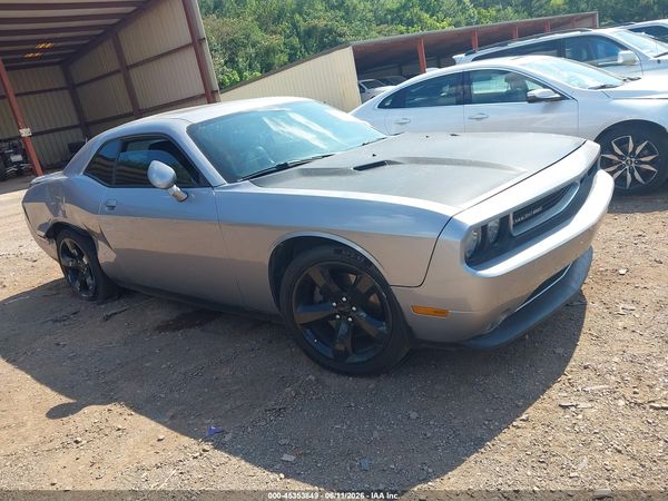 2013 DODGE CHALLENGER SXT PLUS