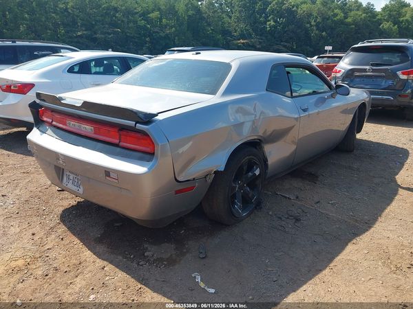 2013 DODGE CHALLENGER SXT PLUS