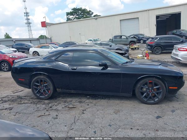 2021 DODGE CHALLENGER SXT
