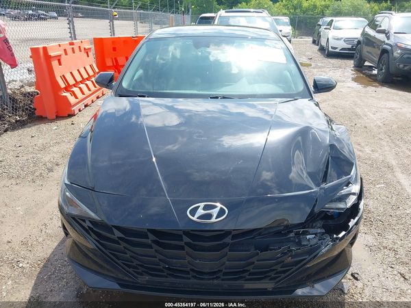 2022 HYUNDAI ELANTRA SEL