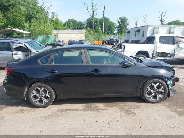 2019 KIA FORTE LXS