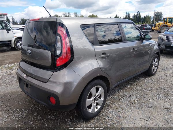 2017 KIA SOUL Base