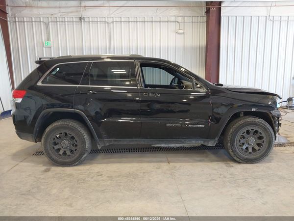 2017 JEEP GRAND CHEROKEE LAREDO 4X4