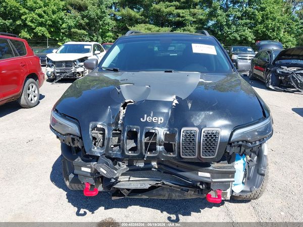 2019 JEEP CHEROKEE TRAILHAWK 4X4
