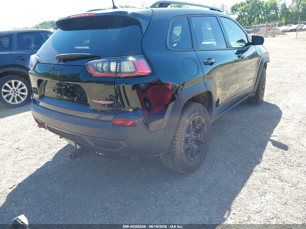 2019 JEEP CHEROKEE TRAILHAWK 4X4