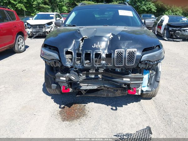 2019 JEEP CHEROKEE TRAILHAWK 4X4