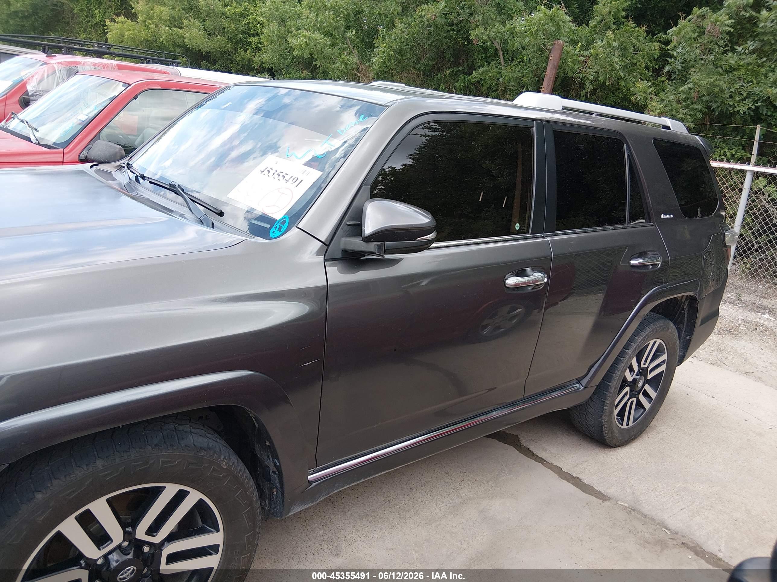 2017 TOYOTA 4RUNNER LIMITED