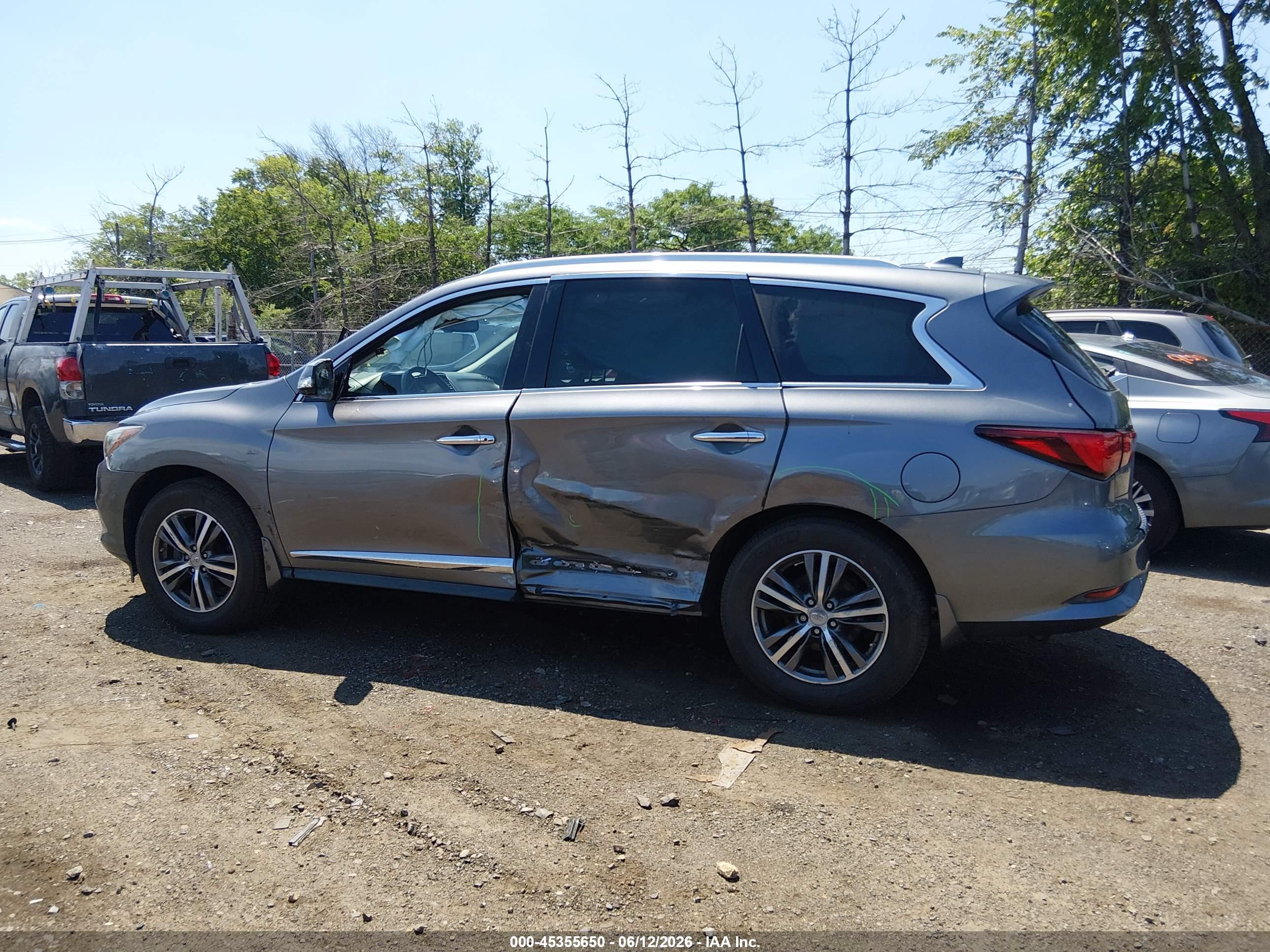 2017 INFINITI QX60