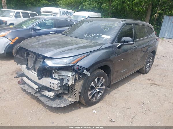 2025 TOYOTA HIGHLANDER XSE