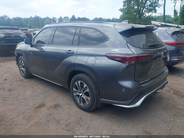 2025 TOYOTA HIGHLANDER XSE