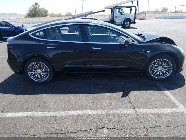 2018 TESLA MODEL 3 LONG RANGE/MID RANGE