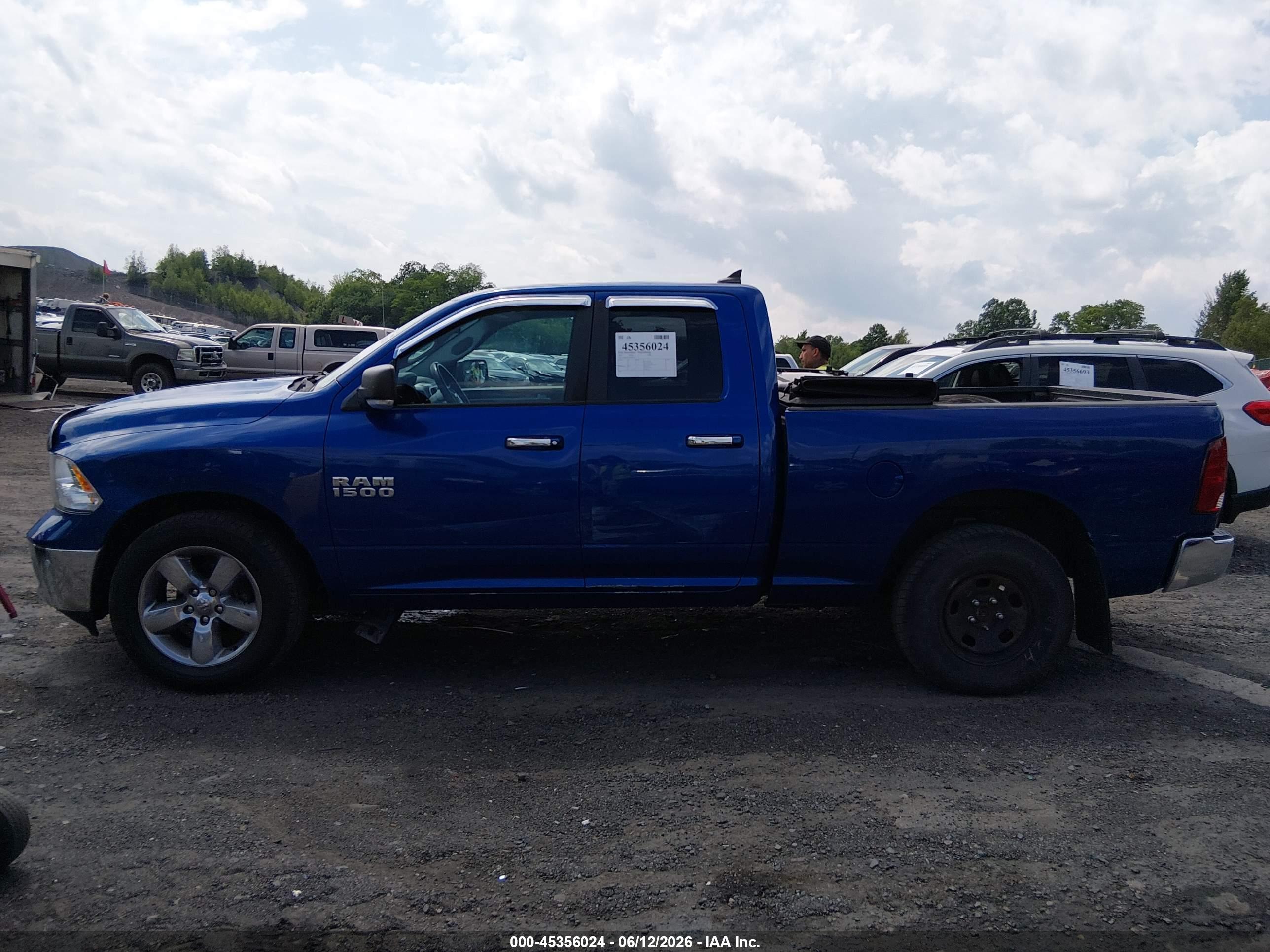 2017 RAM 1500 SLT
