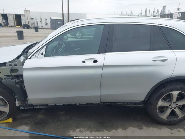 2017 MERCEDES-BENZ GLC 300 GLC300