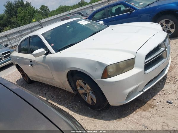 2013 DODGE CHARGER SE