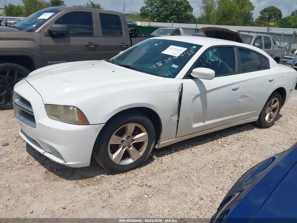 2013 DODGE CHARGER SE